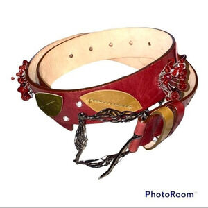 Streets Ahead Los Angeles leather leaf cutout beaded‎ wire belt buckle belt